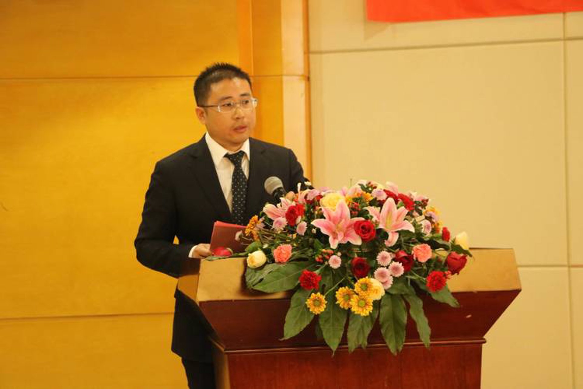 百草窝人才网